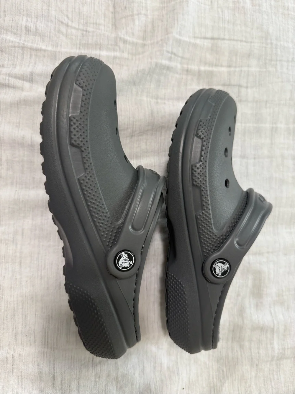 CROCS Kids' Lined Clog - Dark Gray